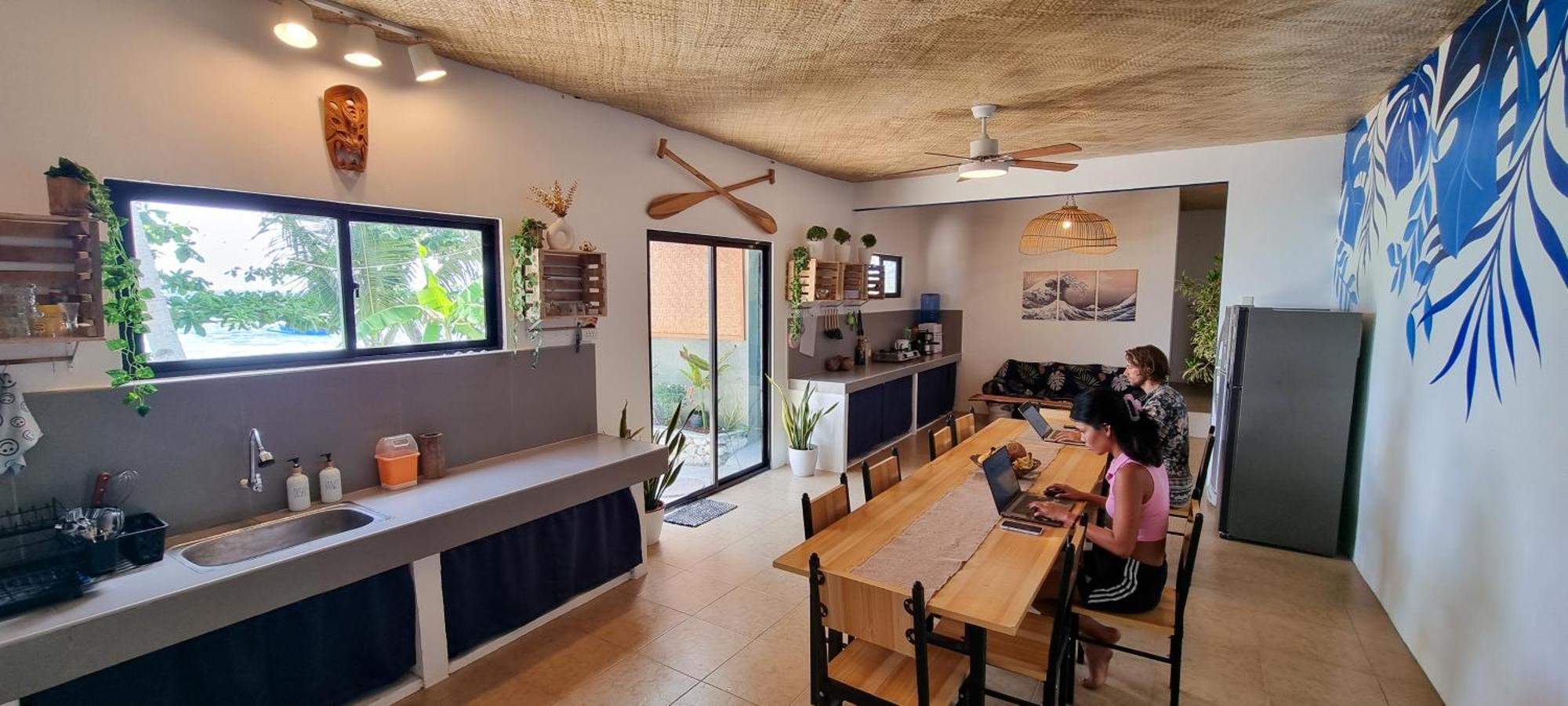 Albergue Blue House Backpackers Siquijor San Juan  Exterior foto