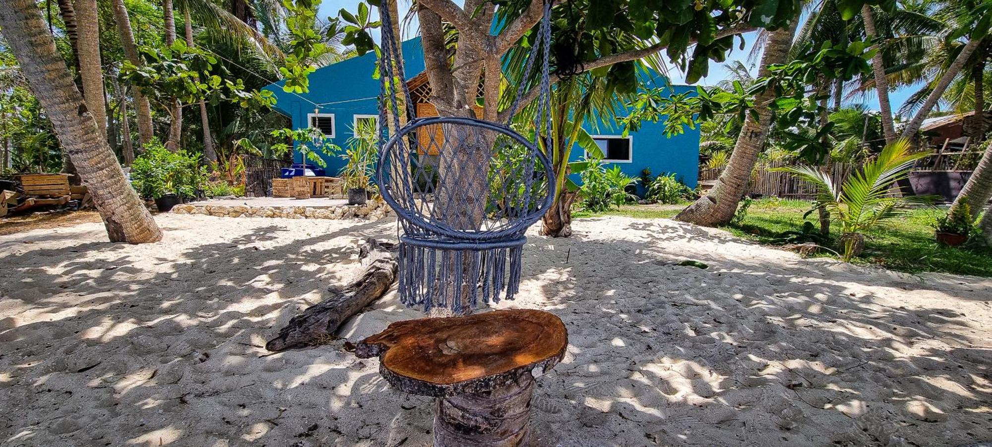 Albergue Blue House Backpackers Siquijor San Juan  Exterior foto